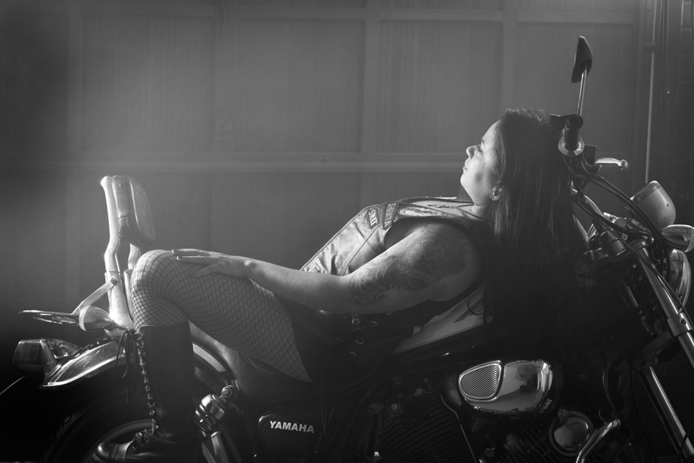 Ensaio Temático<br>Moto Clube - sensual 8