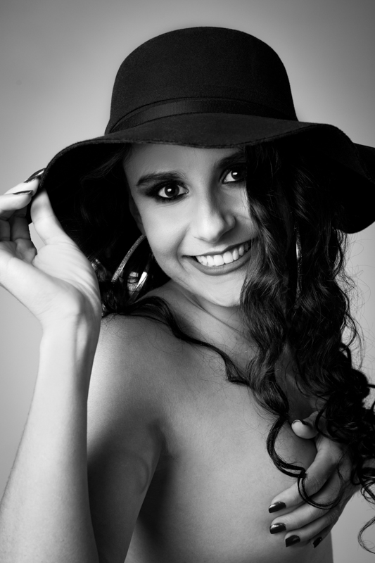 Iluminada por Dentro e por Fora  - sensual 1