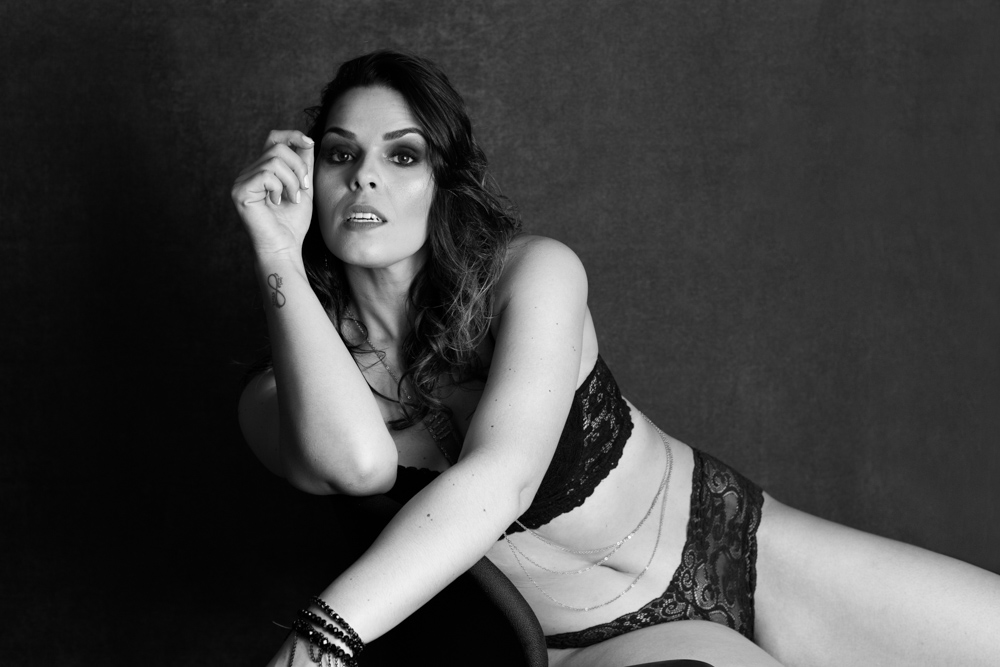 Naked Fashion - sensual 12