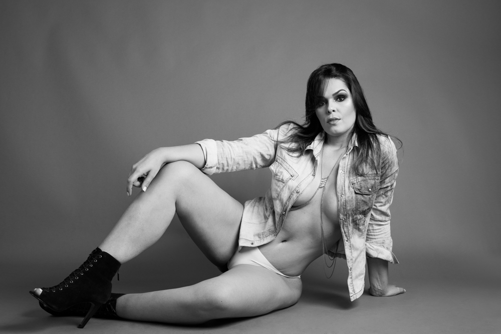 Naked Fashion - sensual 2